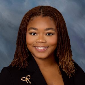 Deja Griffin headshot