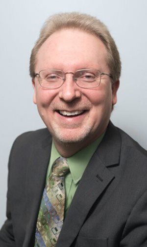 Leo Michalek headshot