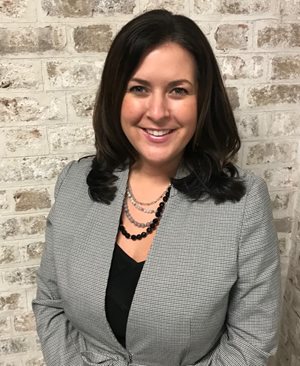 Lori Caporoso headshot